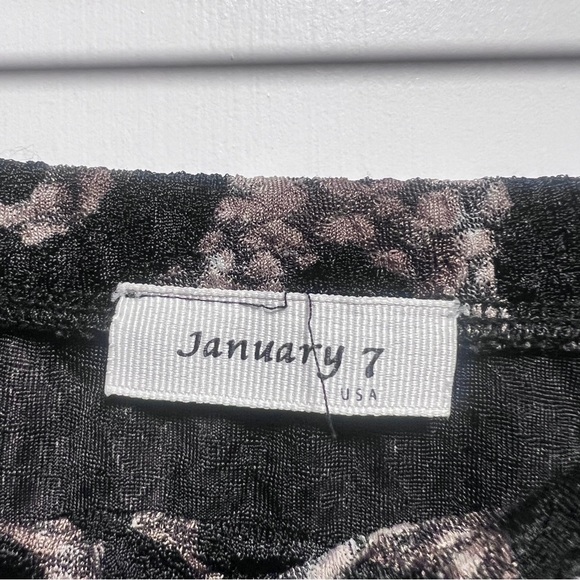 January 7 Leopard Print sleeveless tube top - Picture 3 of 4